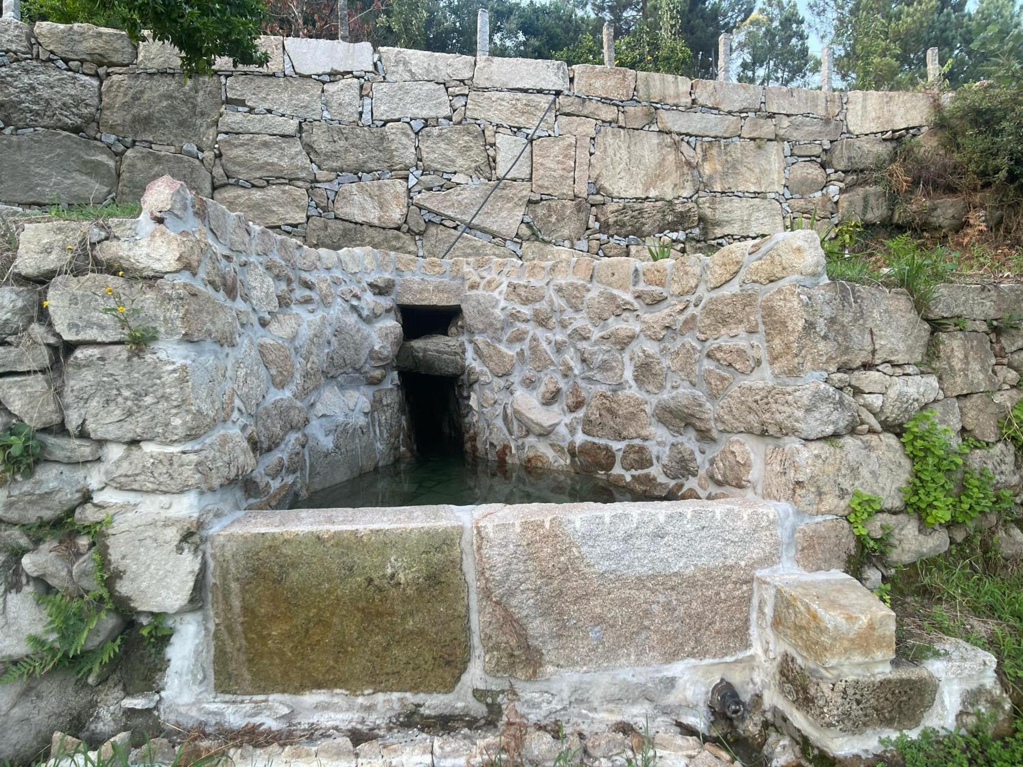 Nascente, Place In Nature Next To A Waterfall Loureiro  Exteriör bild